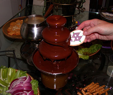 Ultimate Decadence - cookies in chocolate fondue