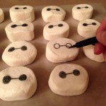 Drawing Baymax's face on marshmallows with my black food pen