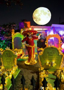 La Muerte in the Glowing Graveyard
