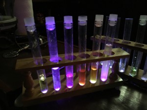 Purple Lighted Test Tube Racks give no blacklight effects at all :(